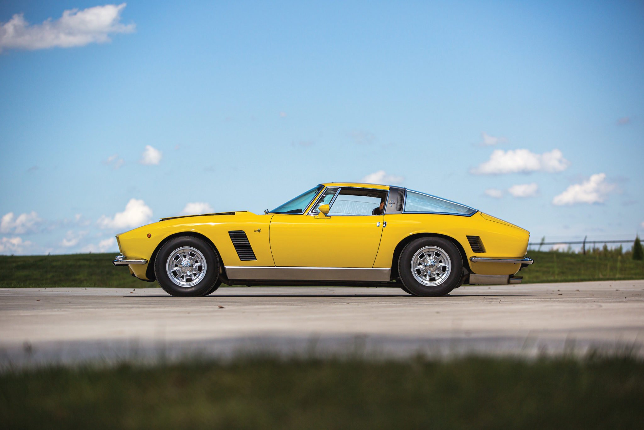 The Iso Grifo – A Rare 435 hp Italian/American Ferrari Rival