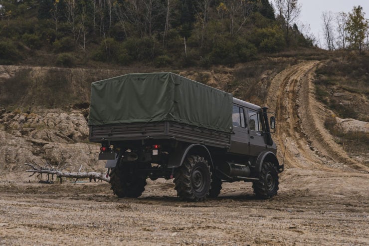 Unimog 437 Back