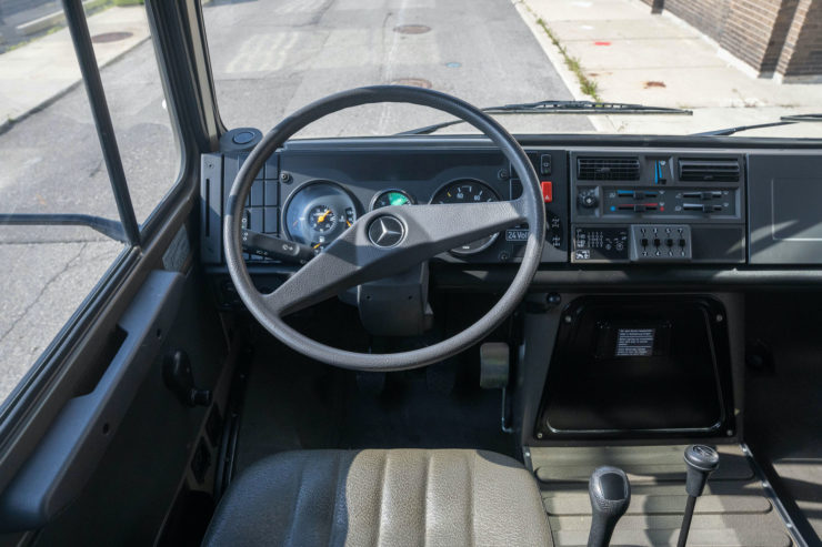 Unimog 437 Interior