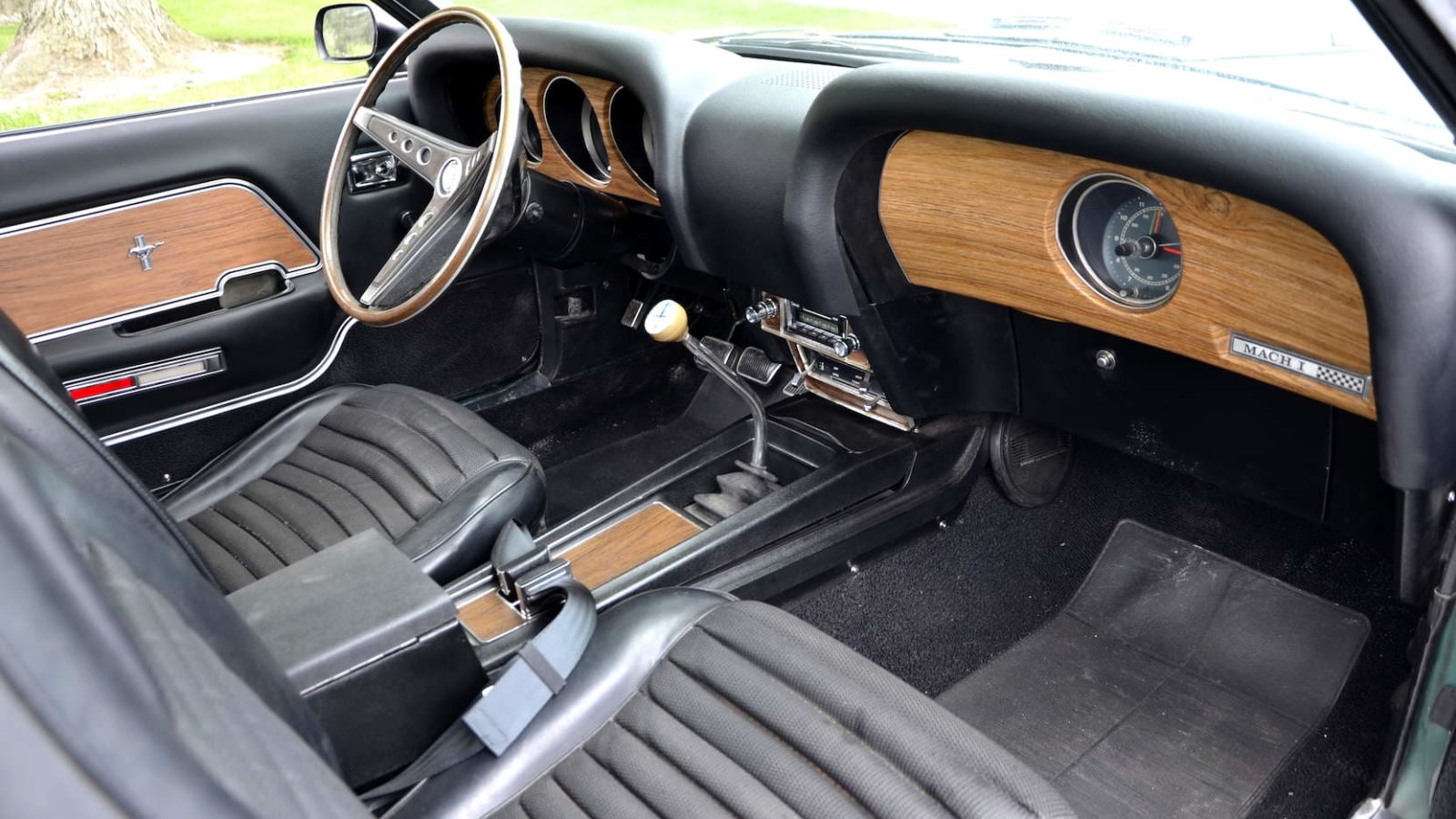 1969 Ford Mustang Mach 1 – The 428 cu. in. 335 bhp Camaro Killer