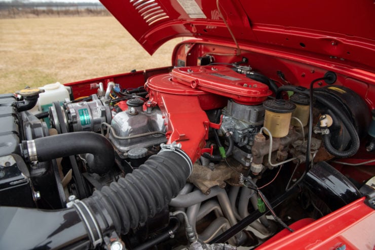 Toyota FJ40 Land Cruiser Engine