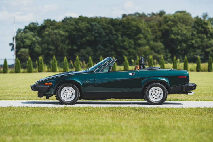 Triumph TR8 Side