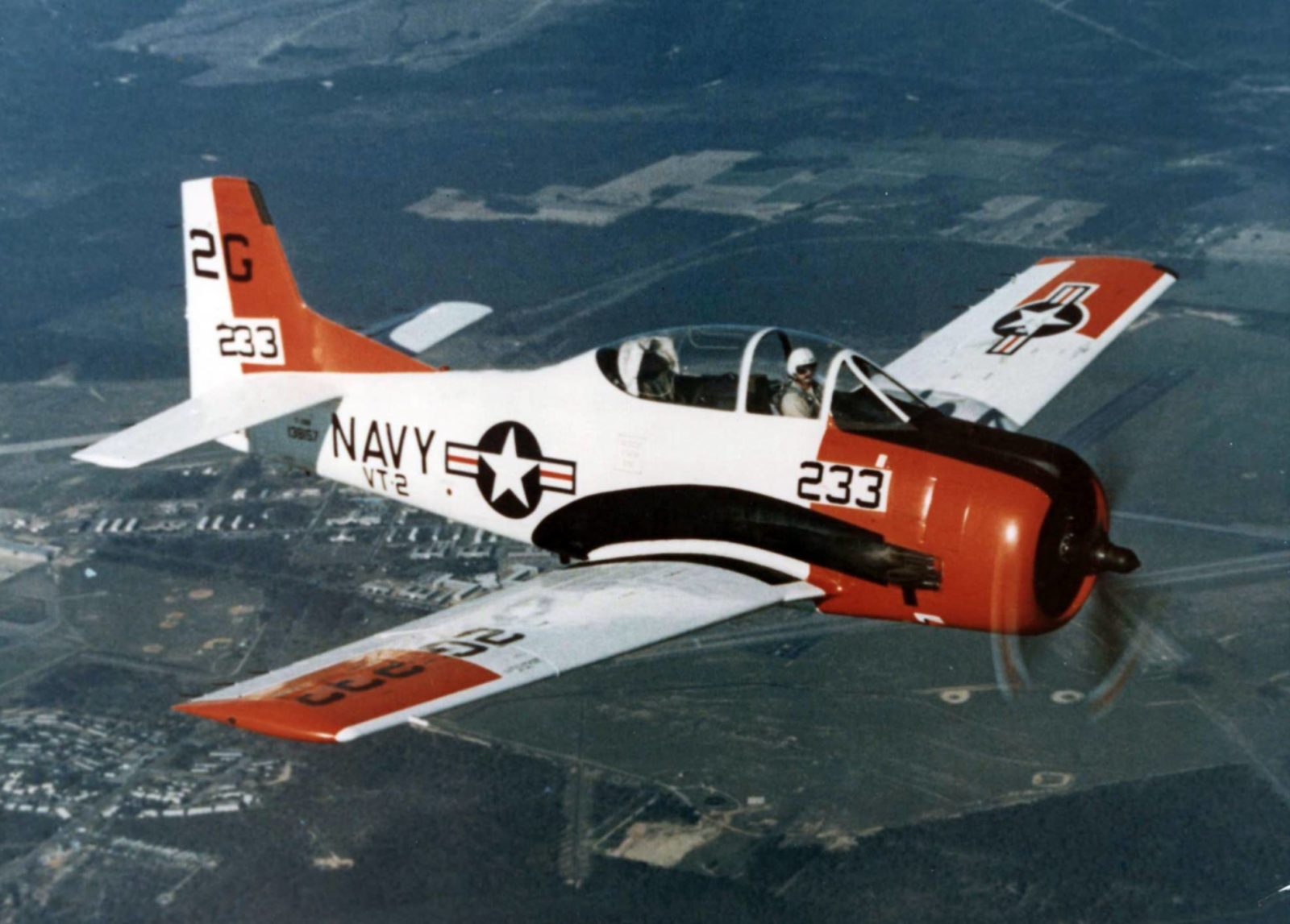 north-american-t-28-trojan-bent-propeller-blade-table