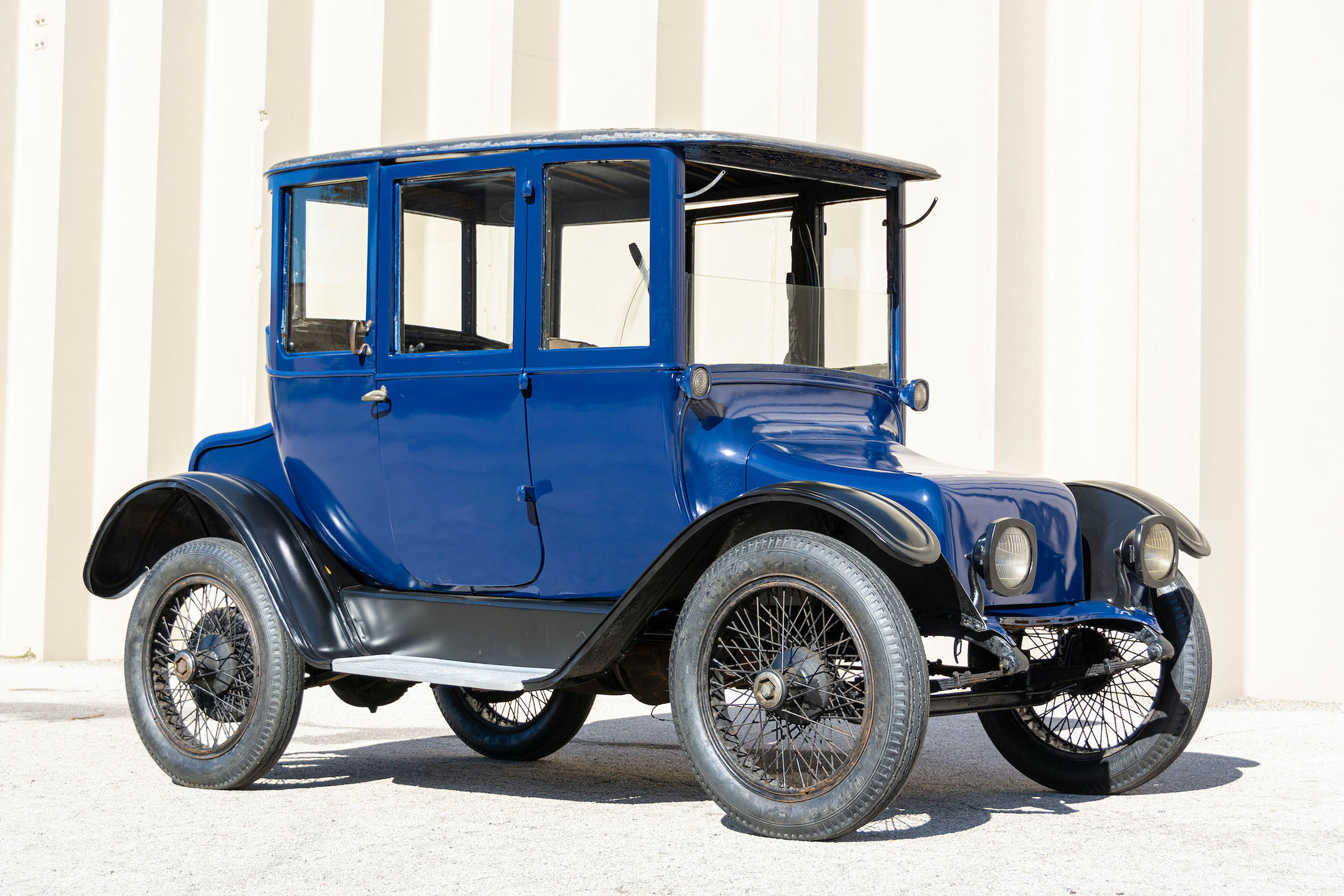 Project Car: An Original Detroit Electric – A 100% Electric Car From 1922 via @Silodrome