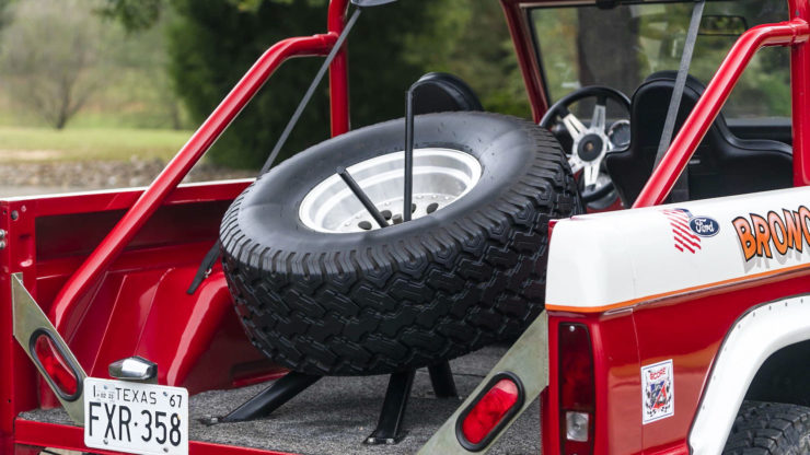 Ford Bronco Desert Racer 9