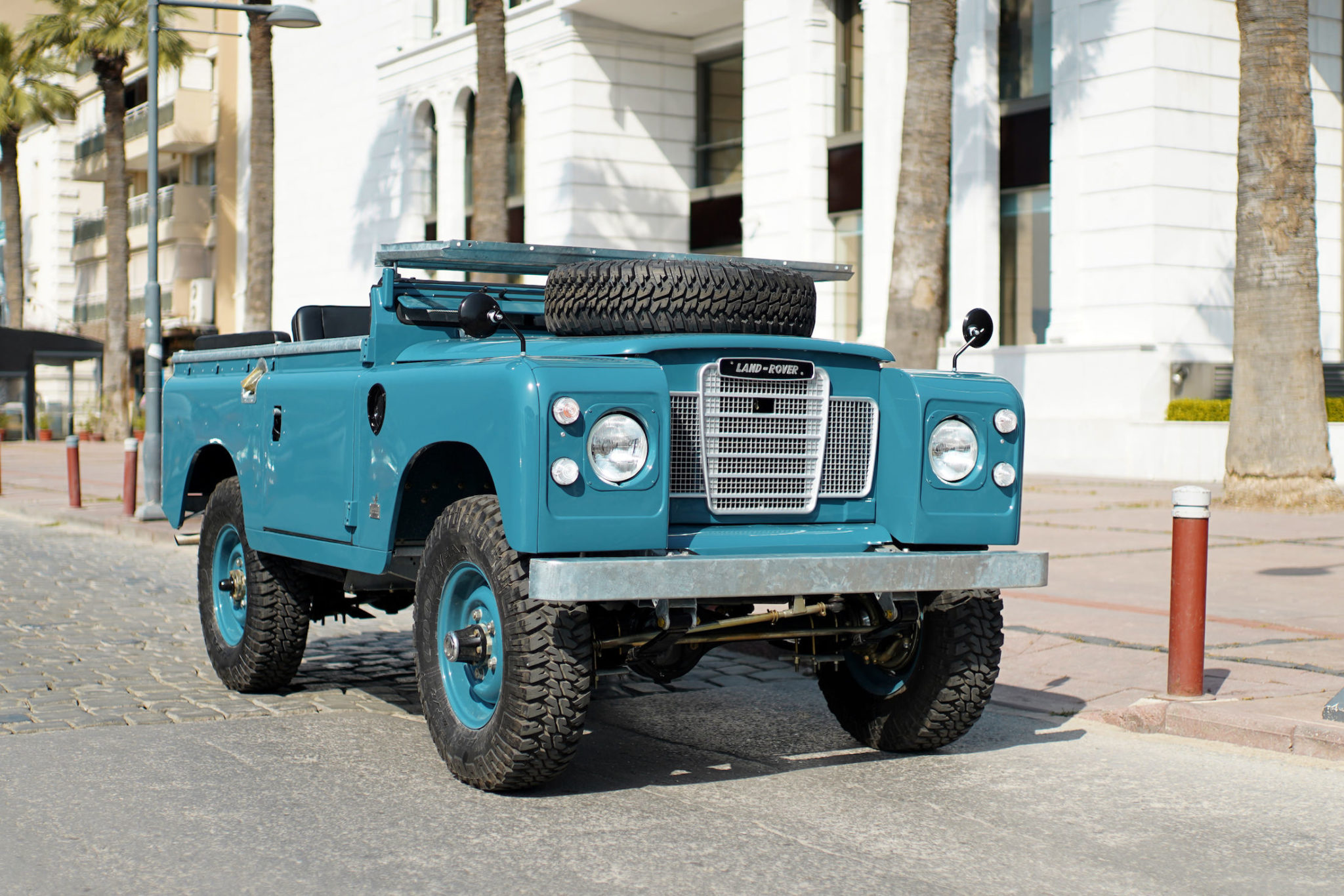 A Beautiful Land Rover Series 3 by Falcon Design in Germany