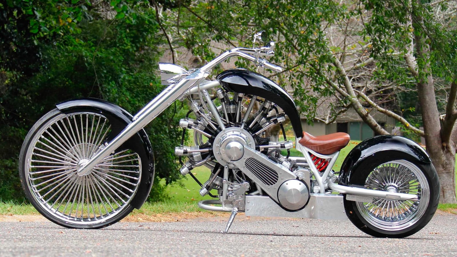 JRL Cycles Lucky 7 – A Radial Engined Production Motorcycle