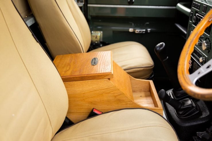 Land Rover Defender Custom Console