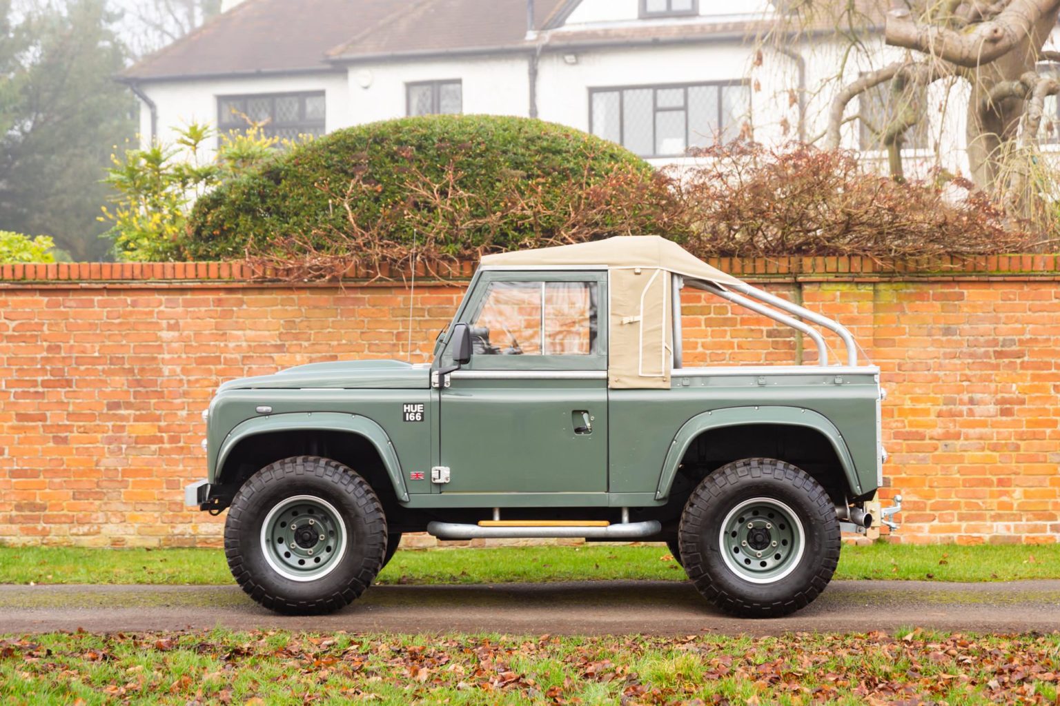 Land Rover Defender 90 Custom By Outlander Vehicles