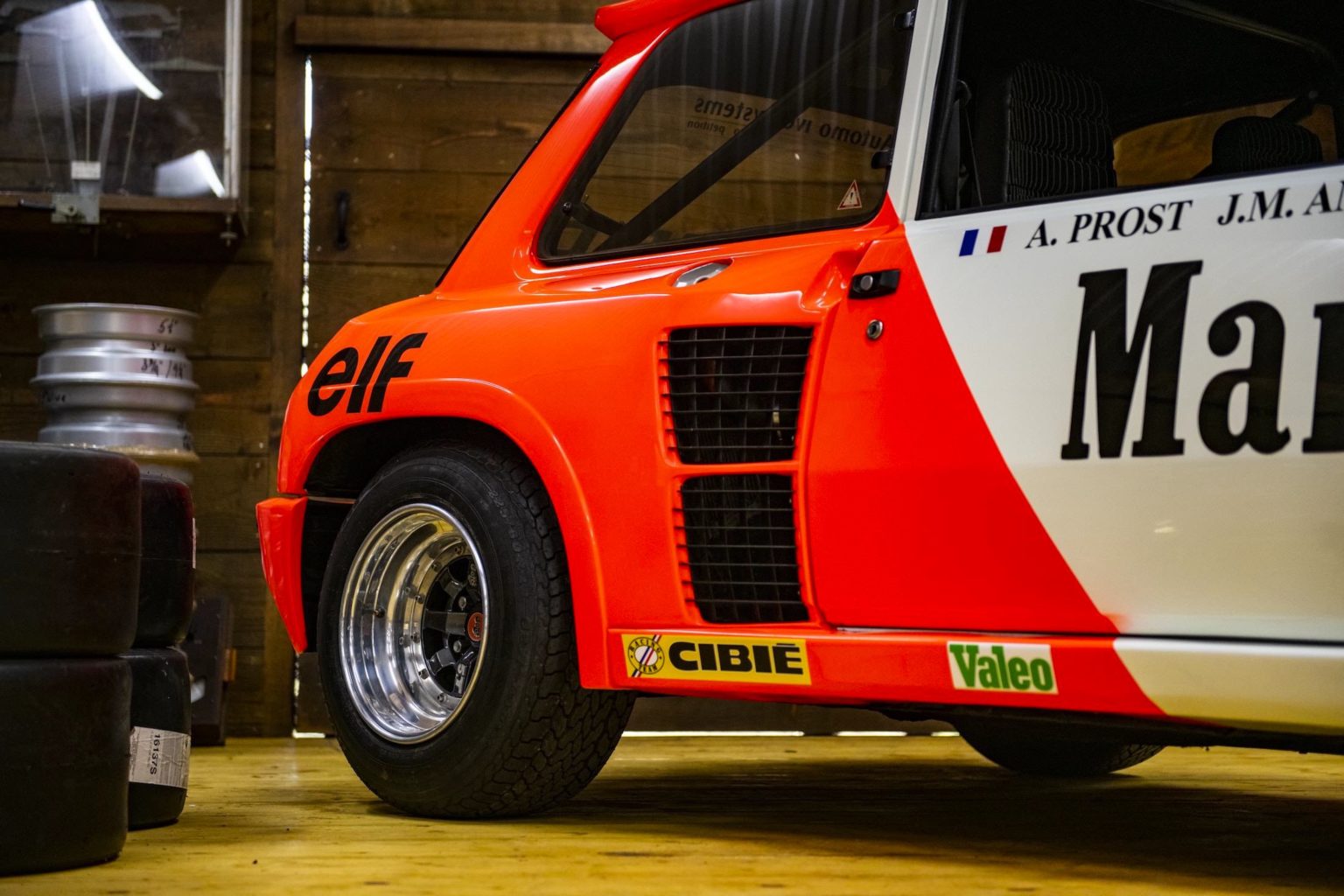 The Renault 5 Turbo – The World's First Mid-Engined Hot Hatch ...