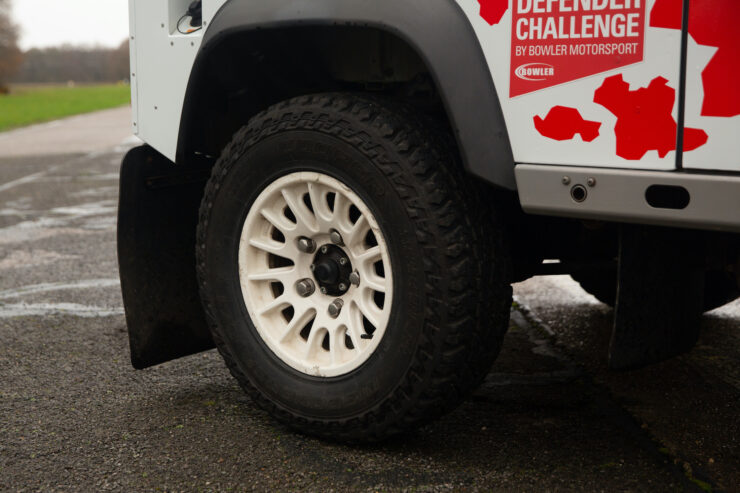 Bowler Land Rover Defender 90 Challenge Wheels