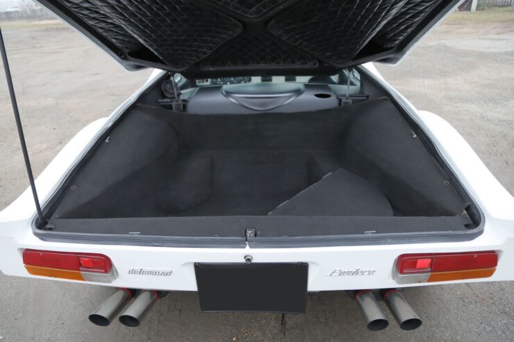 De Tomaso Pantera GTS Trunk