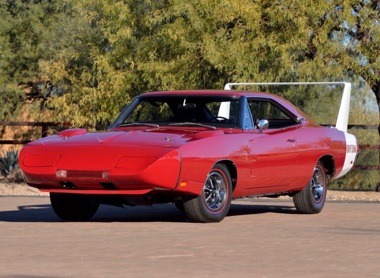 The Dodge Charger Daytona – The First NASCAR Racer To Break 200 MPH