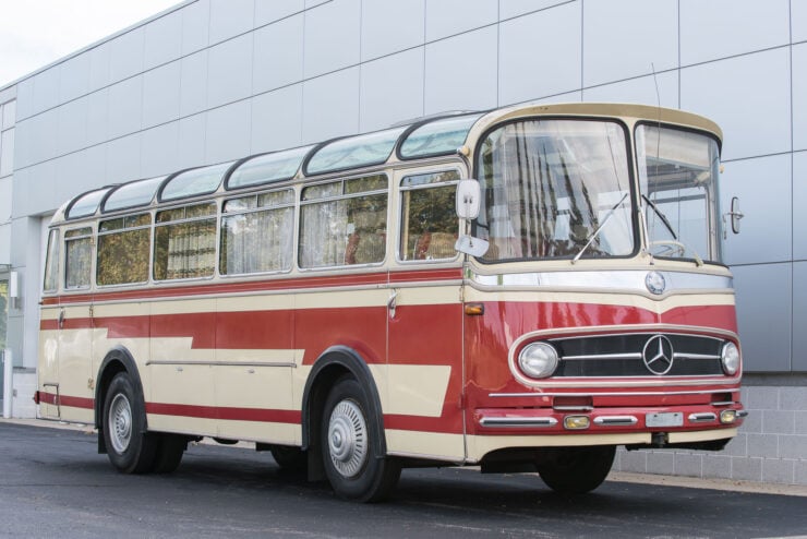 Mercedes-Benz O321H Bus Camper RV 3