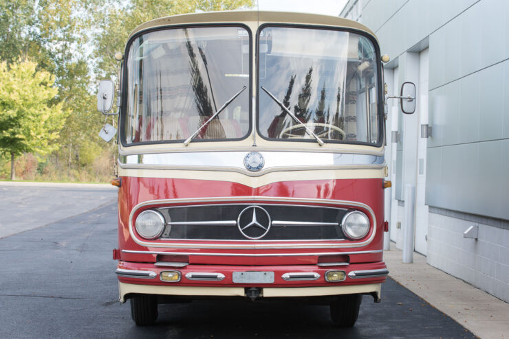 Mercedes-Benz O321H Bus Camper RV 4