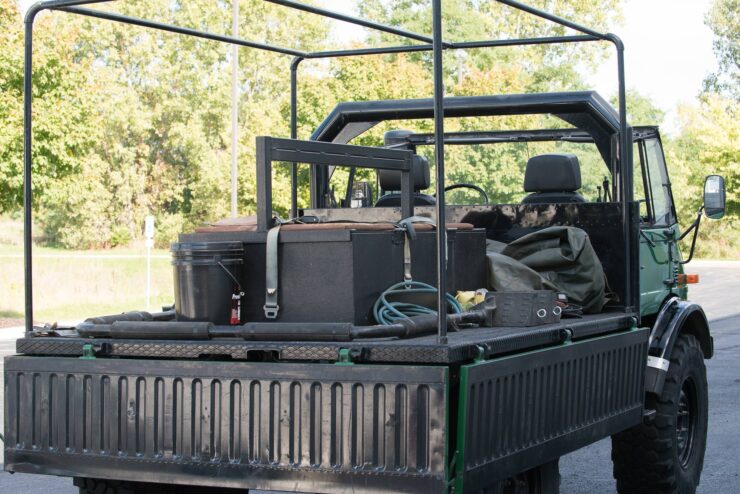 Mercedes-Benz Unimog 416 9