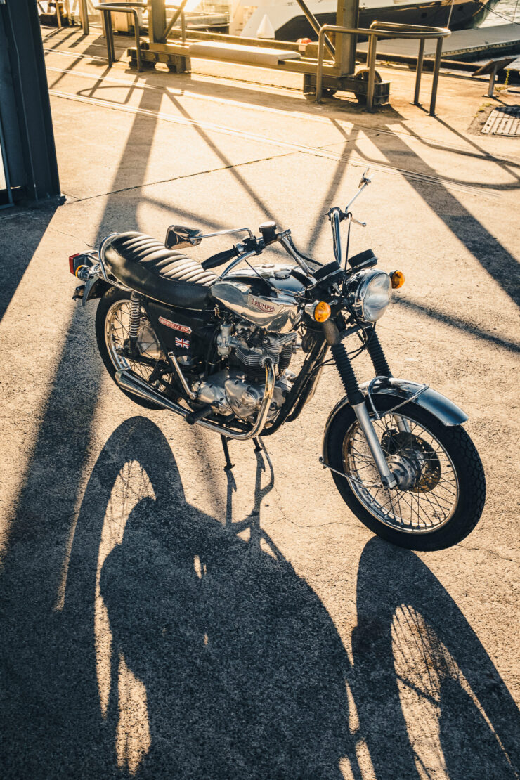 Triumph 750cc Bonneville Long