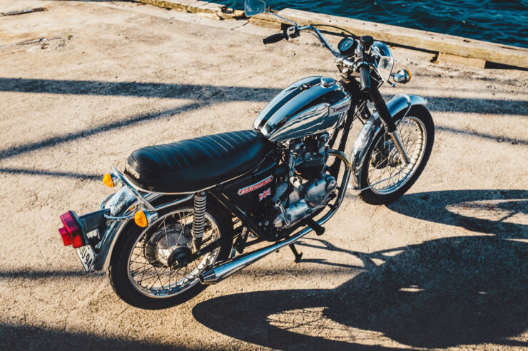 Triumph 750cc Bonneville Top