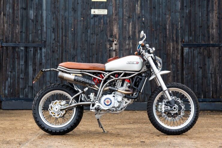 CCM Spitfire Scrambler 9