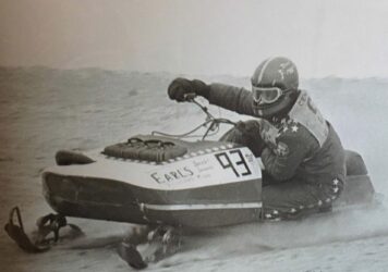 Winnipeg to St. Paul I-500 Snowmobile Race