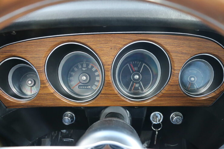 1969 Ford Mustang Mach 1 Gauges