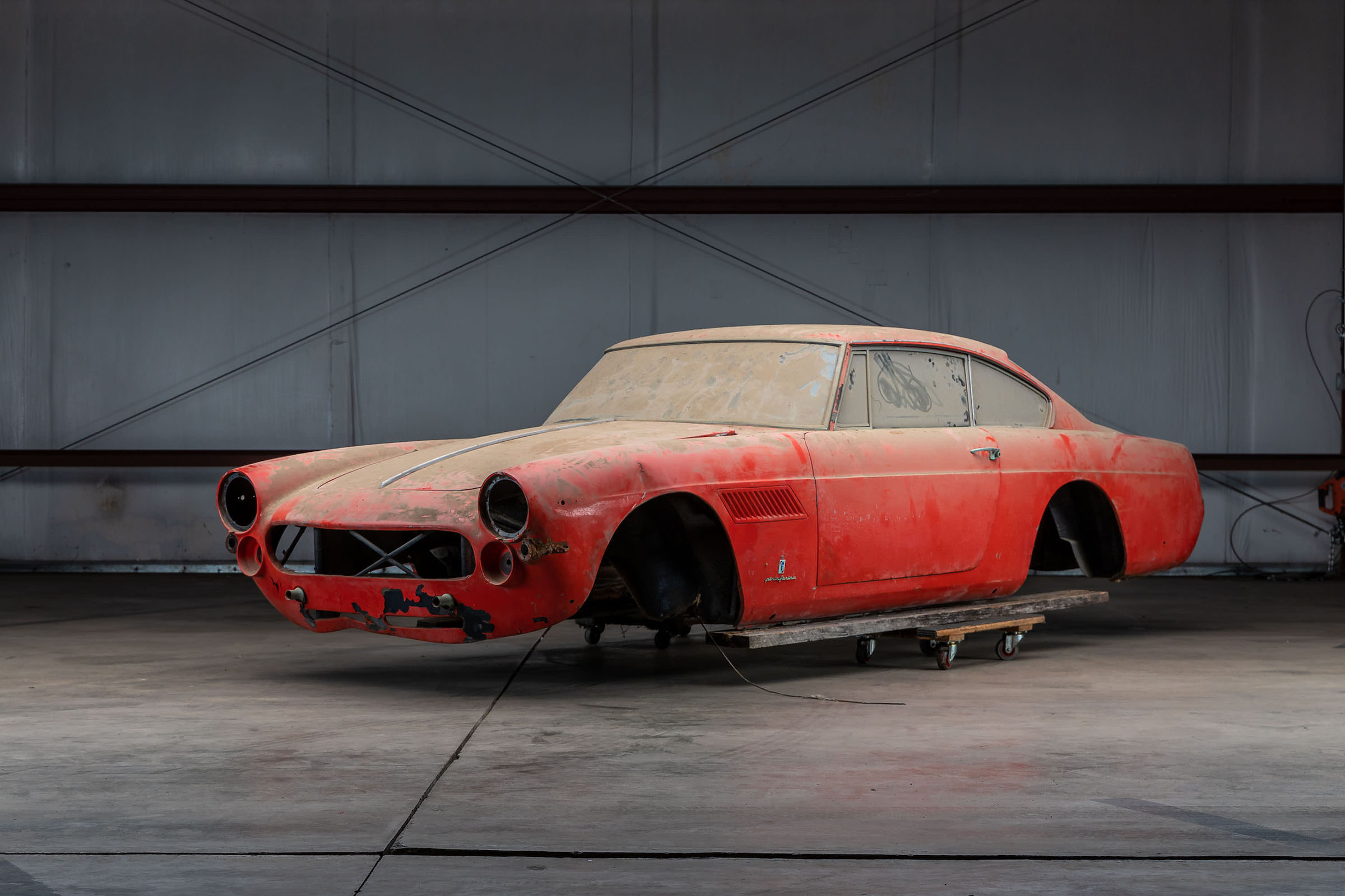 Ferrari 250 GTE Body 5