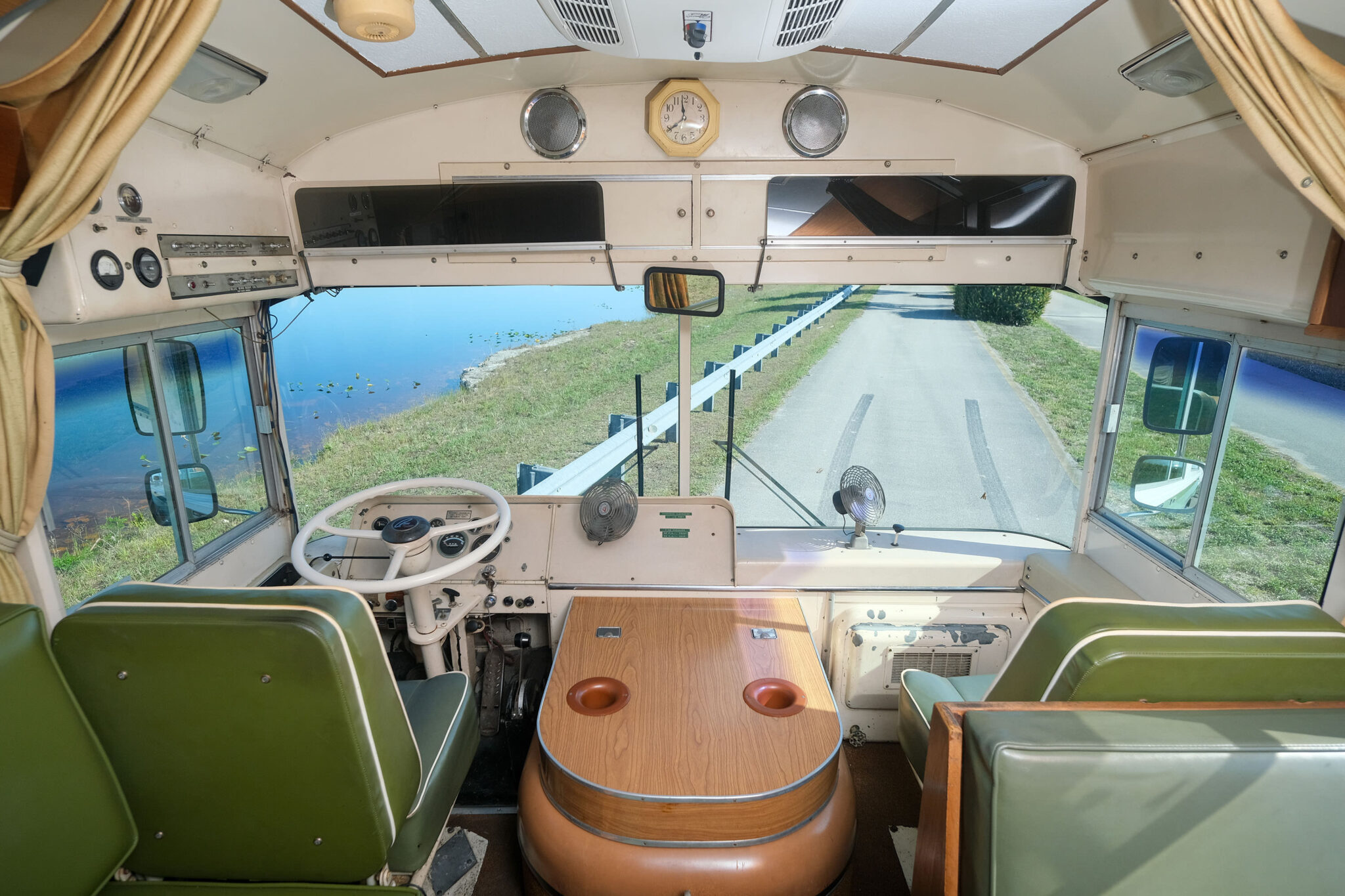 Blue Bird Wanderlodge – A Luxurious, Original '60s-Era Motorhome