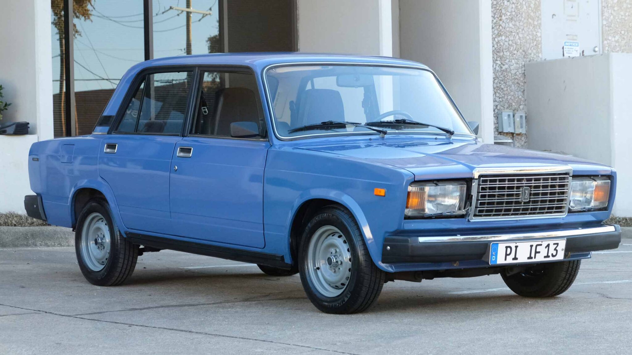 Lada riva салон