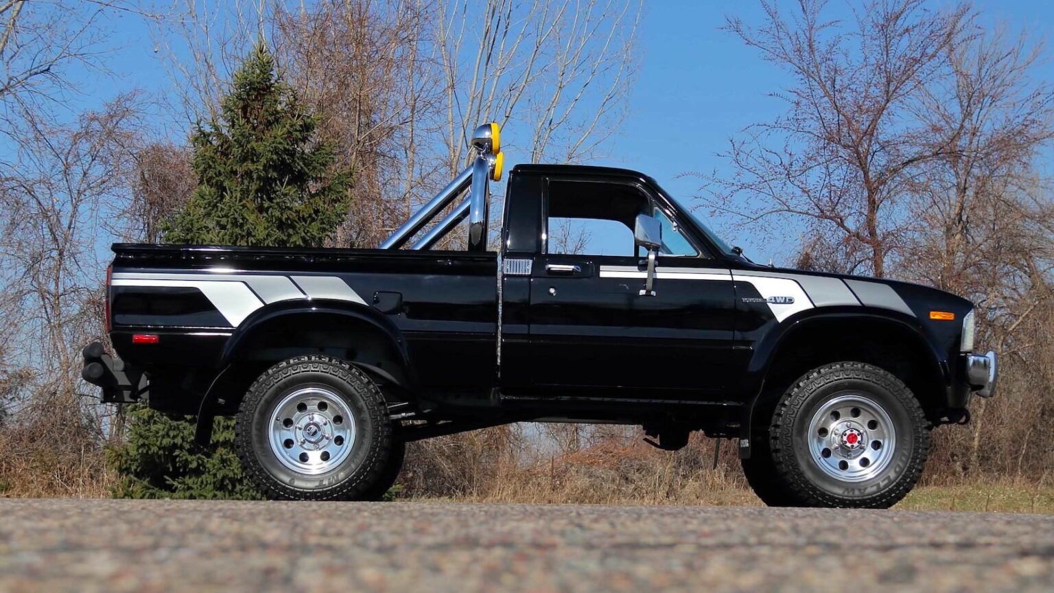 For Sale A Beautifully Restored 1981 Toyota Hilux Dlx Pickup Truck 