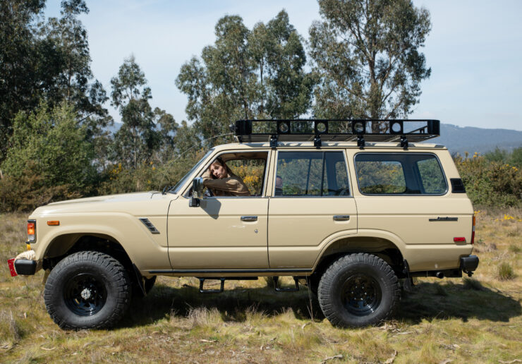 Toyota Land Cruiser FJ60 7