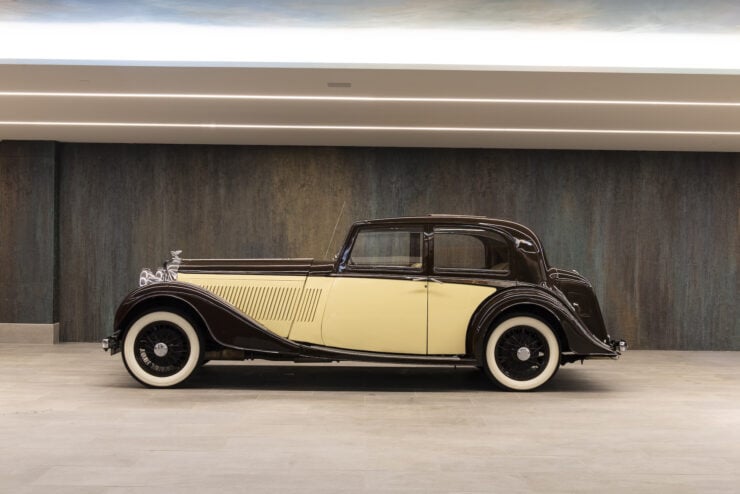 Bentley 4¼ Liter Pillarless Saloon 5