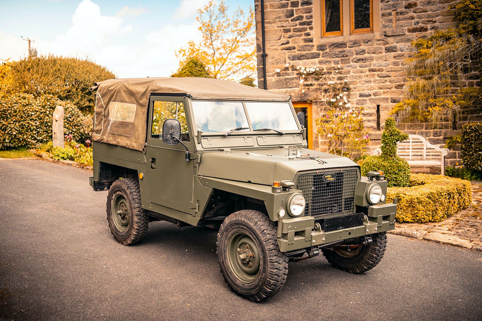 The Unusual Land Rover Lightweight Series 3