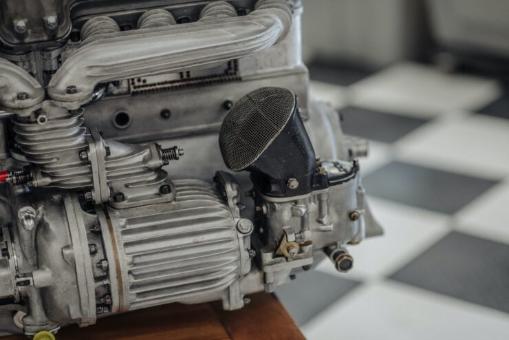 Alfa Romeo 8C Engine 7