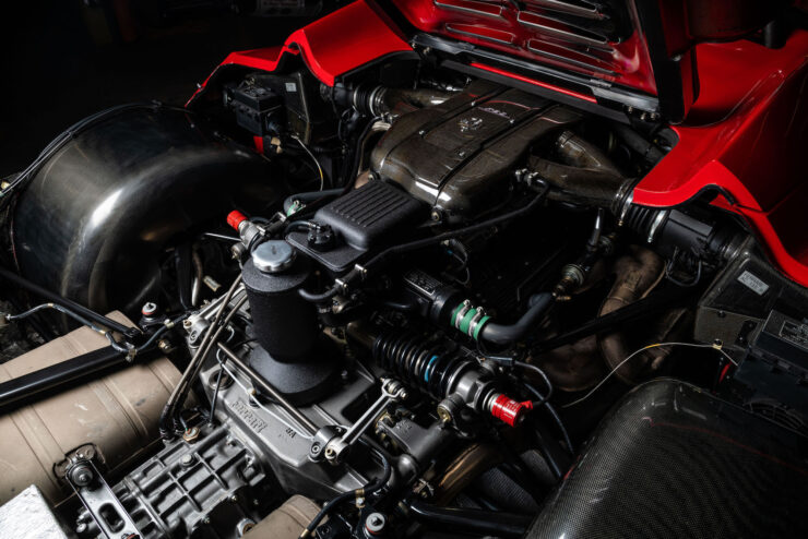 Ferrari F50 Engine 3