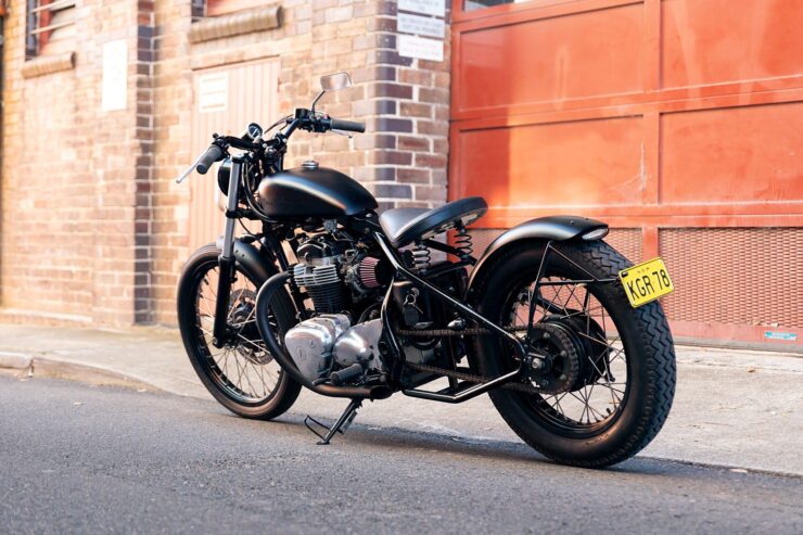 Kawasaki W650 Bobber 1