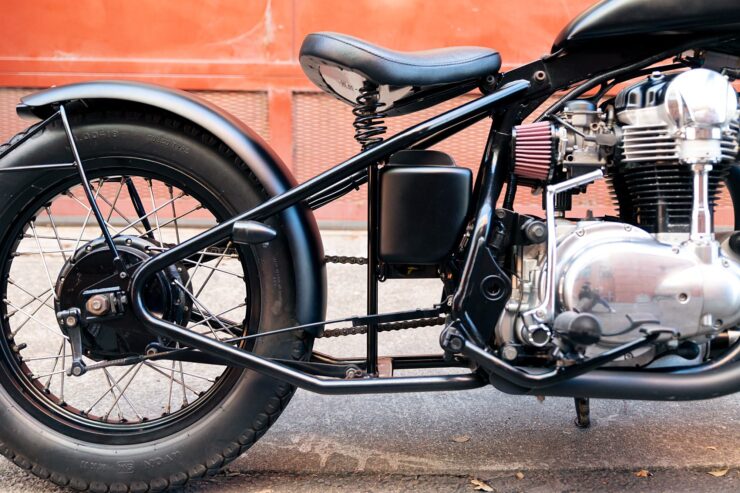 Kawasaki W650 Bobber 16