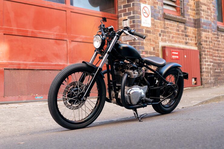 Kawasaki W650 Bobber 2