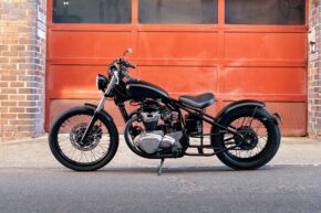 A Kawasaki W650 Bobber By Deus Ex Machina