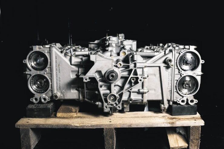 Porsche 911 996 GT3 R Engine And Gearbox 1