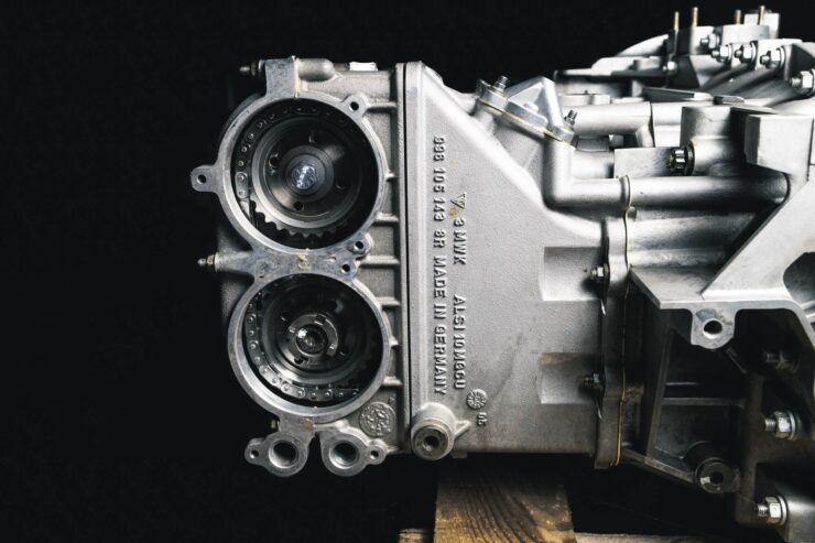 Porsche 911 996 GT3 R Engine And Gearbox 3