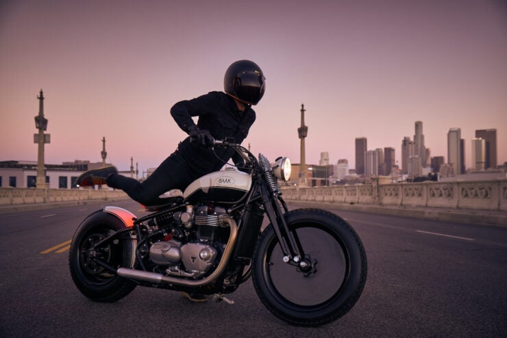 Baak Moon Custom Triumph Bobber 4