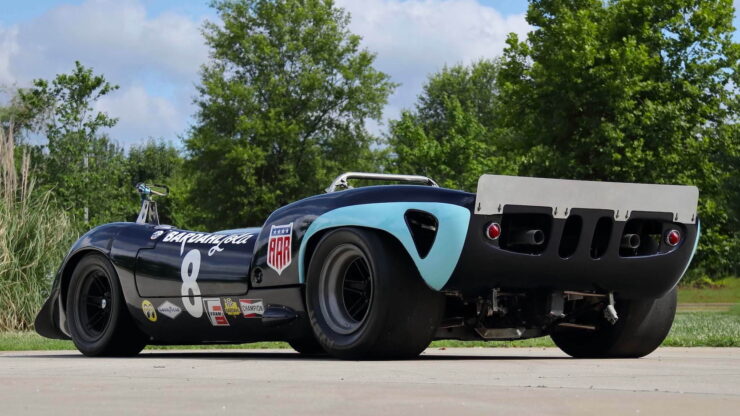 Lola T70 MkI Spyder 10