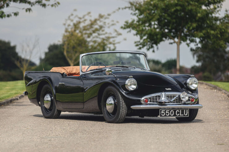 The Daimler SP250 – An Ex-British Police High-Speed Pursuit Car