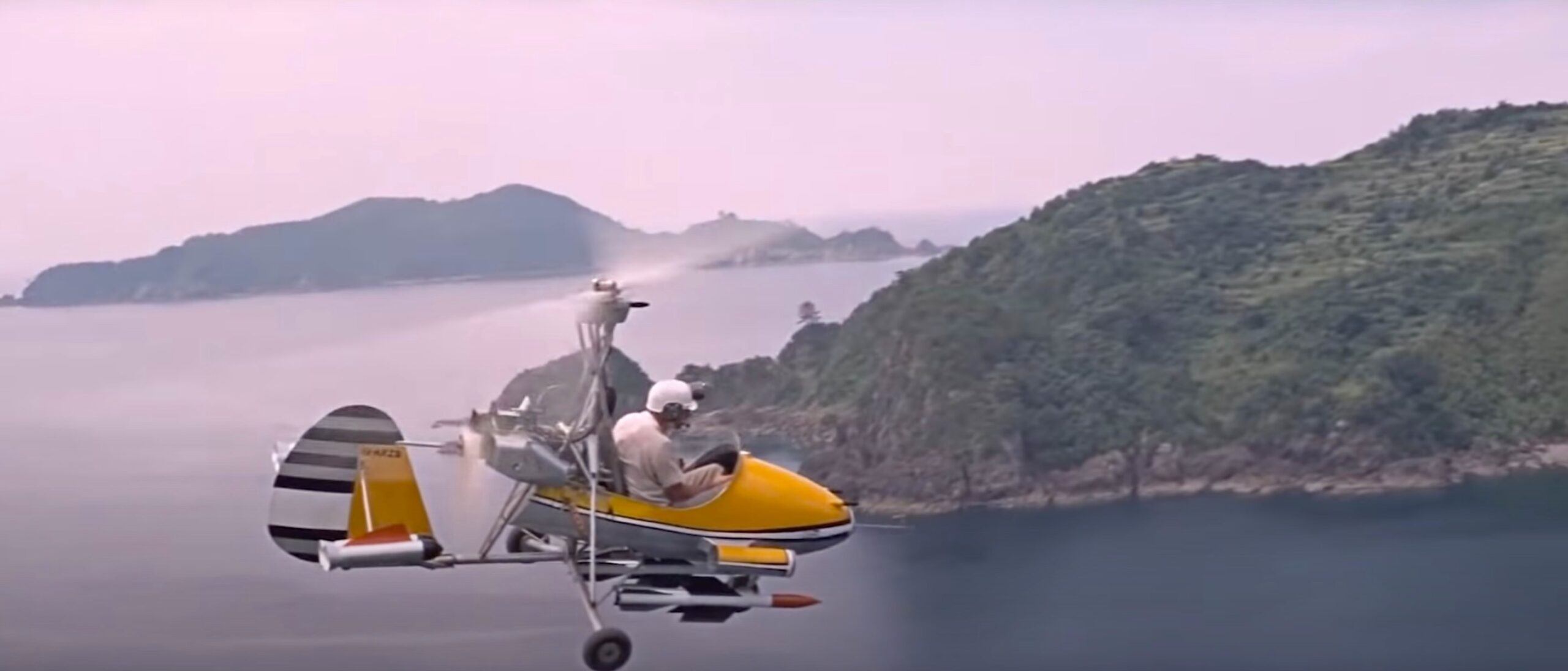 James-Bond-Gyrocopter-scaled.jpg
