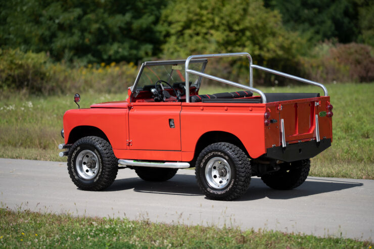 Land Rover Series IIA 9