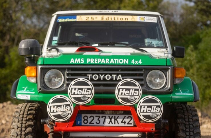 Toyota Land Cruiser Paris-Dakar Rally 13