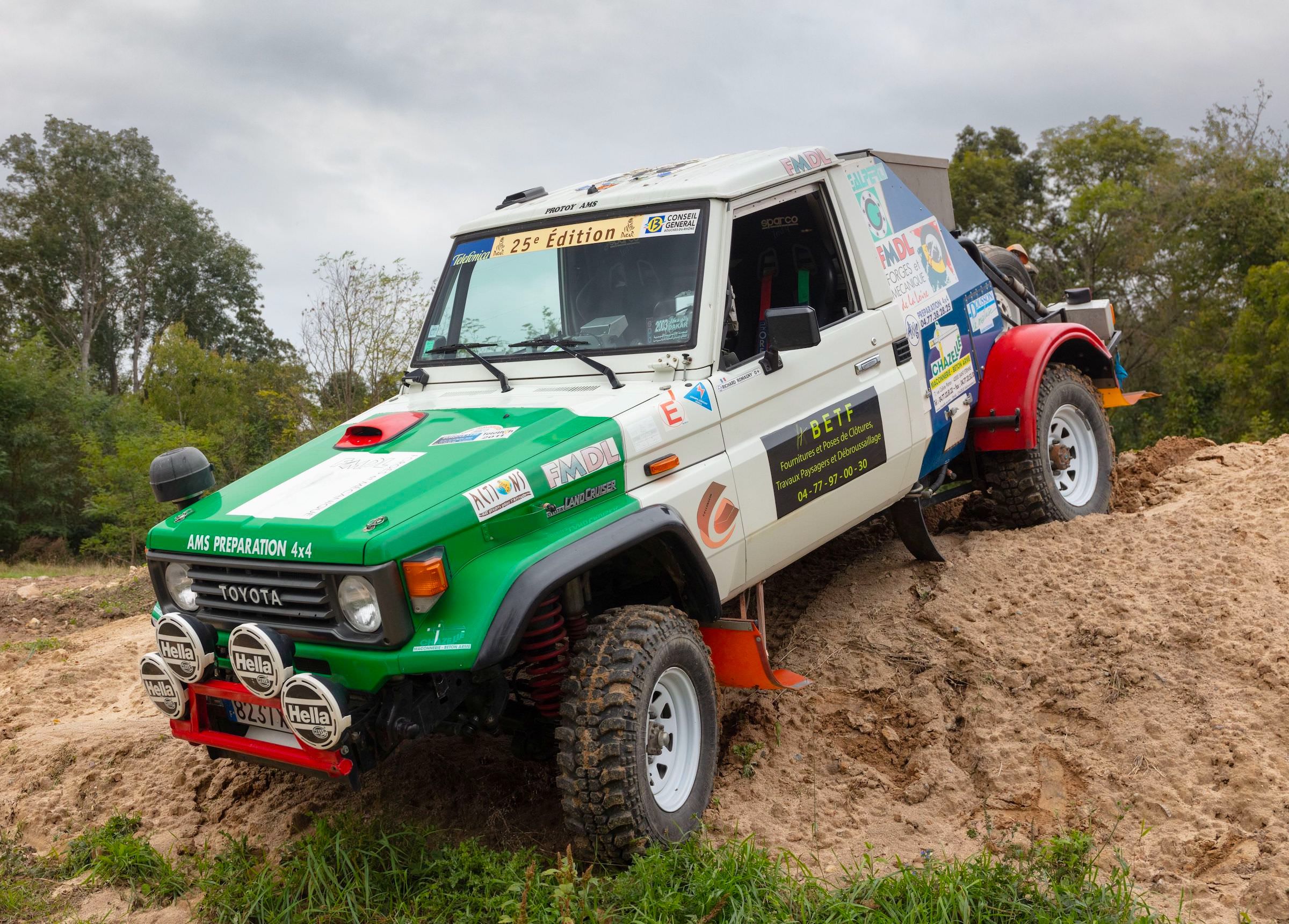 Toyota Land Cruiser Paris-Dakar Rally 5