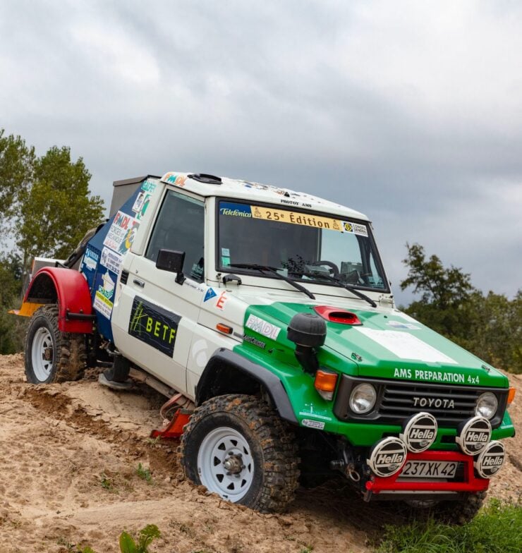 Toyota Land Cruiser Paris-Dakar Rally 6