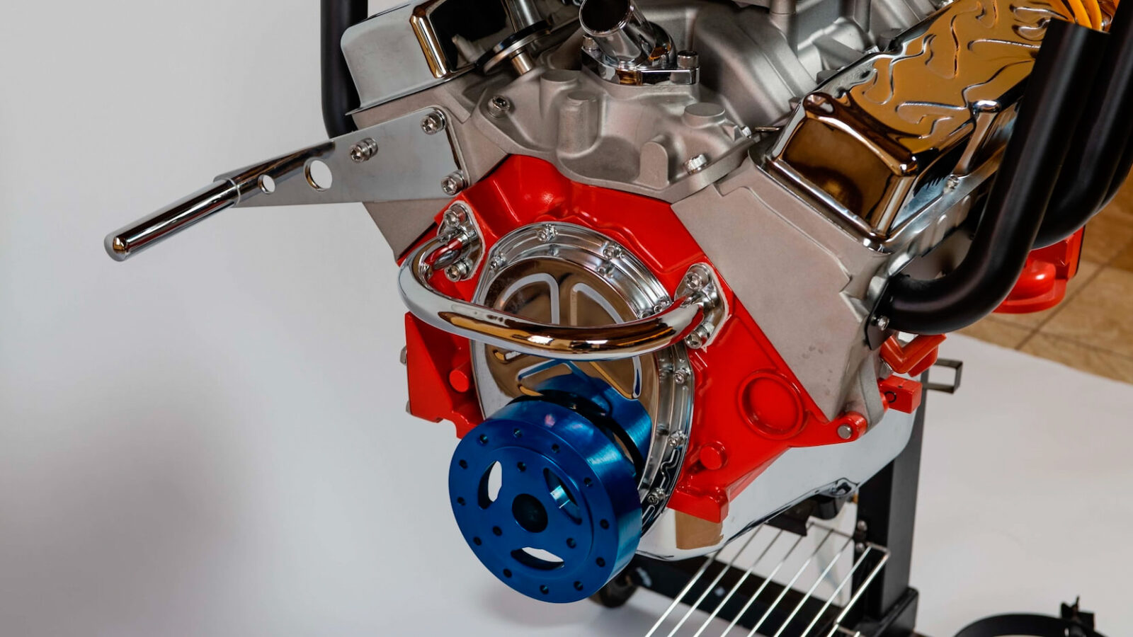 The Hot Rod Grill Barbecue V8