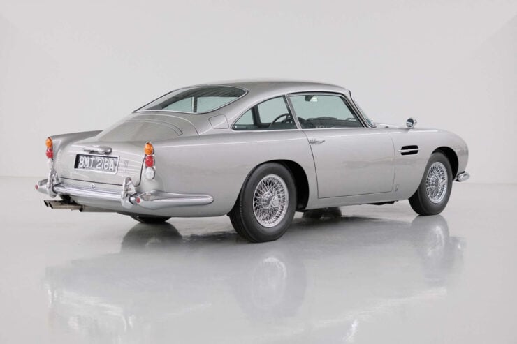 James Bond Goldfinger Aston Martin DB5 Continuation 1